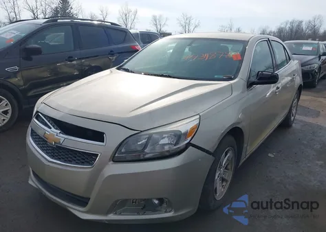 2013 Chevrolet Malibu 1Ls z USA, uszkodzony, nr VIN 1G11B5SA2DF245525